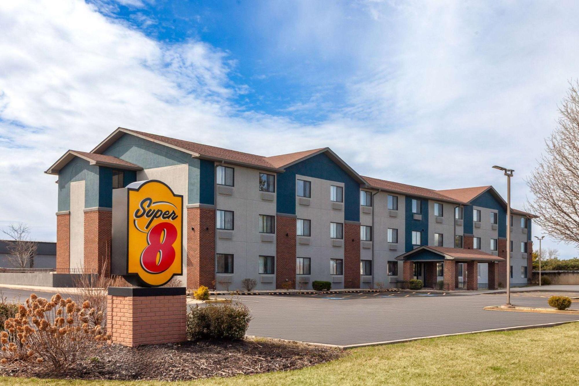 Super 8 By Wyndham Romeoville Bolingbrook Exteriér fotografie