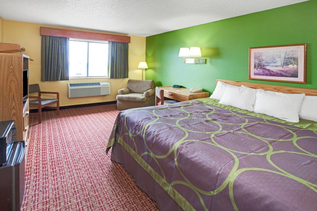 Super 8 By Wyndham Romeoville Bolingbrook Exteriér fotografie