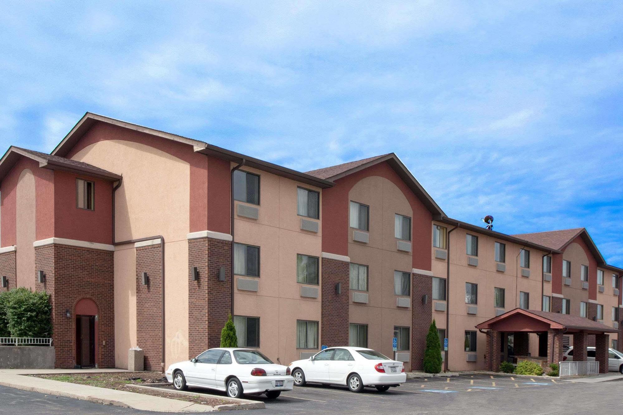 Super 8 By Wyndham Romeoville Bolingbrook Exteriér fotografie